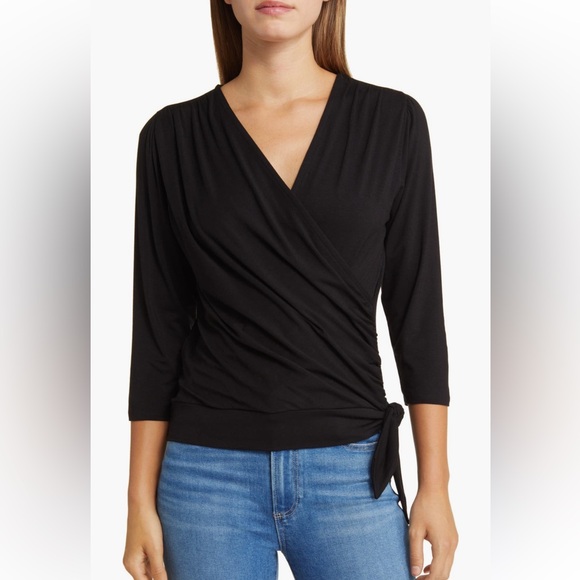 Loveappella Tops - NEW Loveappella Faux Tie Wrap Top Size Small Color is Black